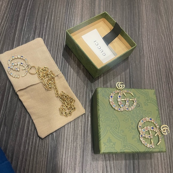 Gucci Vintage gemstone necklace pendant;Comes with non branded brass chain. - Picture 3 of 5